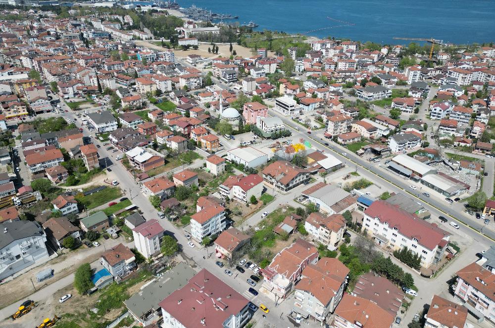 Kocaeli Gölcük Dumlupınar 550m2 %40 İmarlı Satılık Arsa