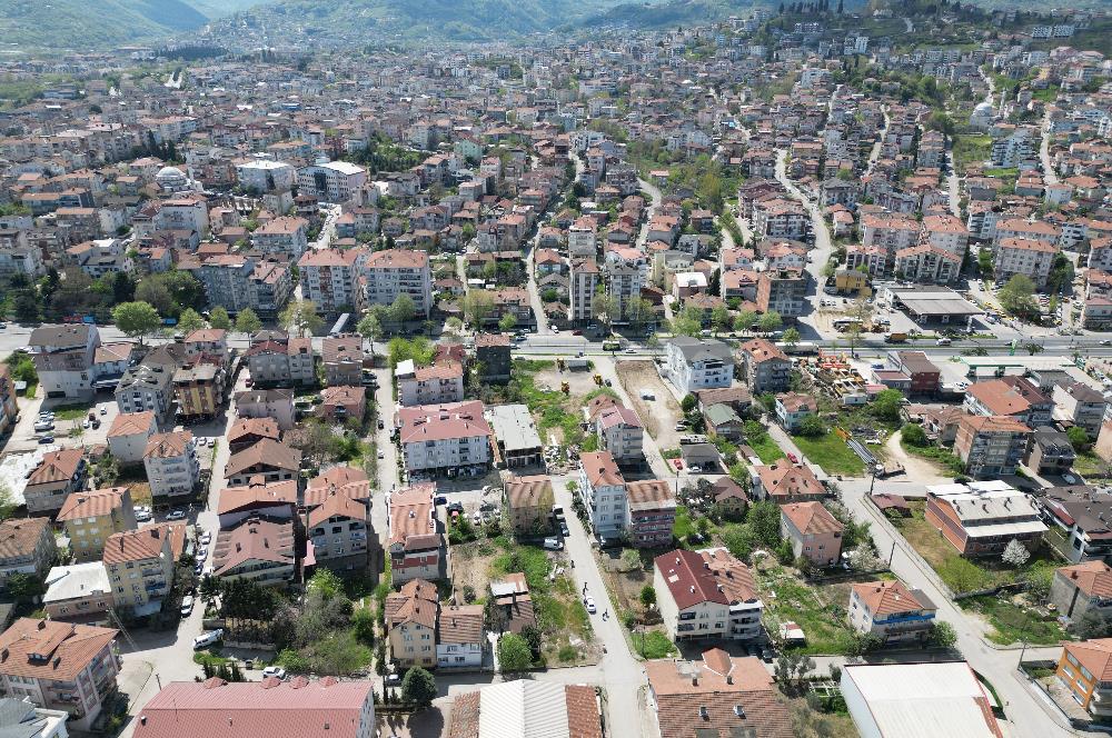 Kocaeli Gölcük Dumlupınar 550m2 %40 İmarlı Satılık Arsa