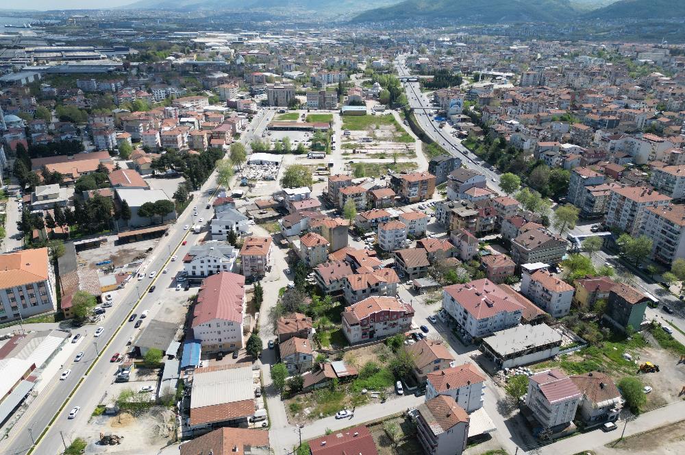 Kocaeli Gölcük Dumlupınar 550m2 %40 İmarlı Satılık Arsa