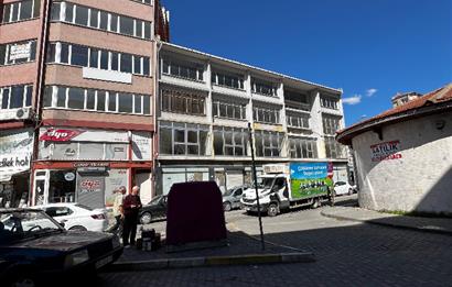 C21 LÜLEBURGAZ CESME SQUARE INVESTMENT 2nd FLOOR OFFICE FLOOR FOR SALE