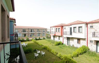 Ayvalık Küçükköy'de Satılık, Bahçeli, Yeni Villa