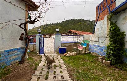 Havran Büyükdere Mah. Satılık Müstakil Avlulu Kerpiç Ev