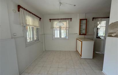 Çandarlı Asnur Sitesi'nde Satılık 3+1 Villa