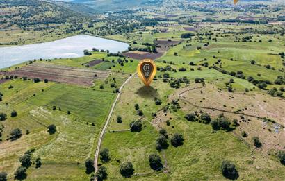 C21 LOCA'DAN BALYA NARLI'DA GÖL MANZARALI SATILIK 16 DÖNÜM TARLA