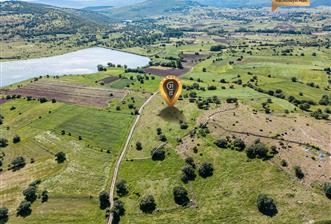 C21 LOCA'DAN BALYA NARLI'DA GÖL MANZARALI SATILIK 16 DÖNÜM TARLA