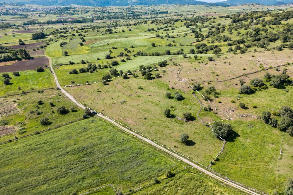 C21 LOCA'DAN BALYA NARLI'DA GÖL MANZARALI SATILIK 16 DÖNÜM TARLA