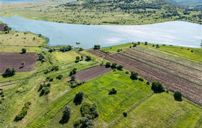 C21 LOCA'DAN BALYA NARLI'DA GÖL MANZARALI 7 DÖNÜM SATILIK TARLA