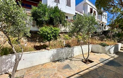 Bodrum Gümüşlük`te Mavi Rüya Sitesi'nde İçi Yapılı Satılık Villa