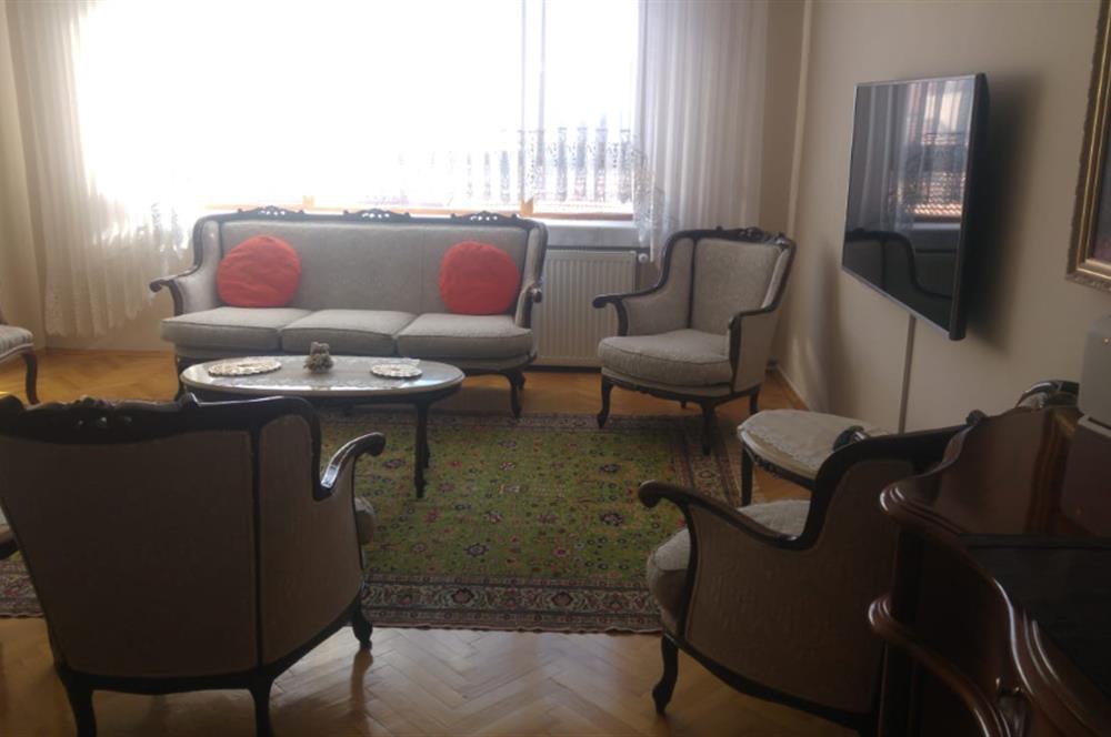 ÖVEÇLER KABİL CADDESİNDE SATILIK 5.5+1 DUBLEKS DAİRE