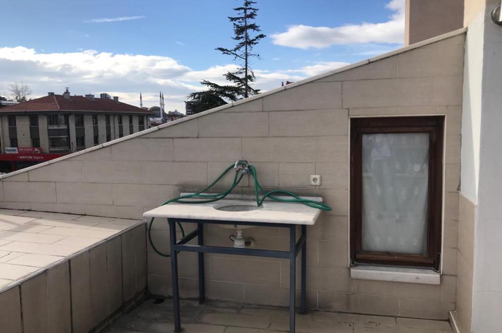 ÖVEÇLER KABİL CADDESİNDE SATILIK 5.5+1 DUBLEKS DAİRE