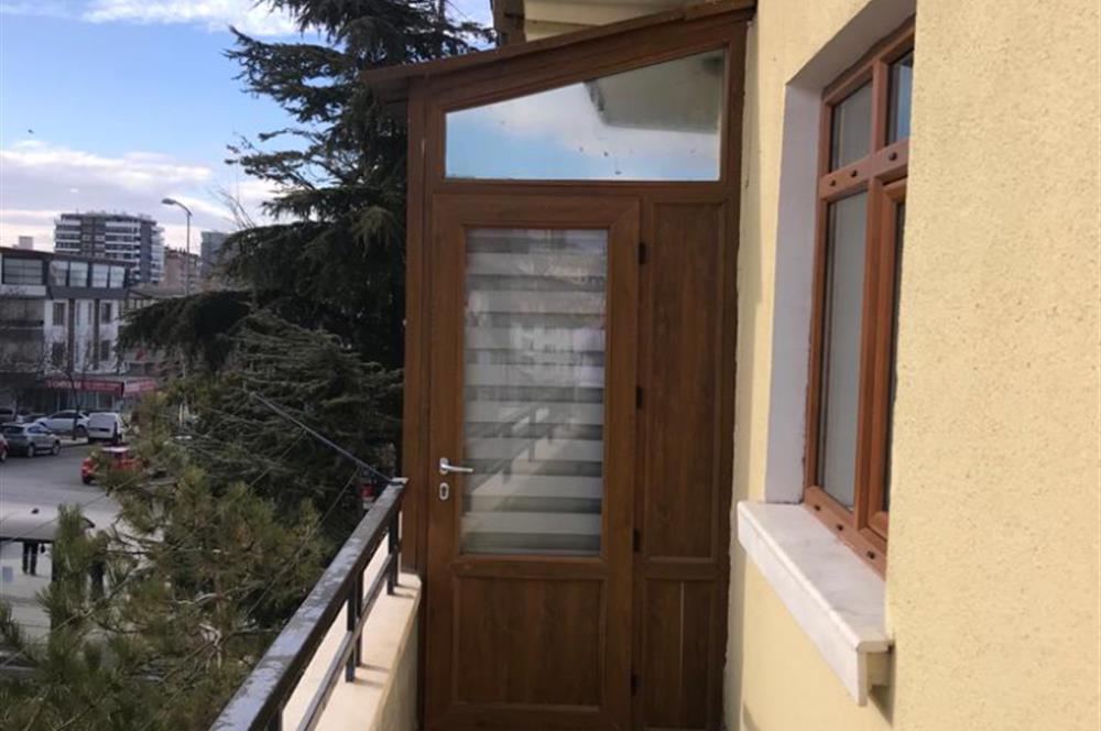 ÖVEÇLER KABİL CADDESİNDE SATILIK 5.5+1 DUBLEKS DAİRE