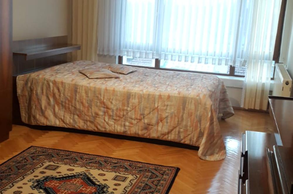 ÖVEÇLER KABİL CADDESİNDE SATILIK 5.5+1 DUBLEKS DAİRE