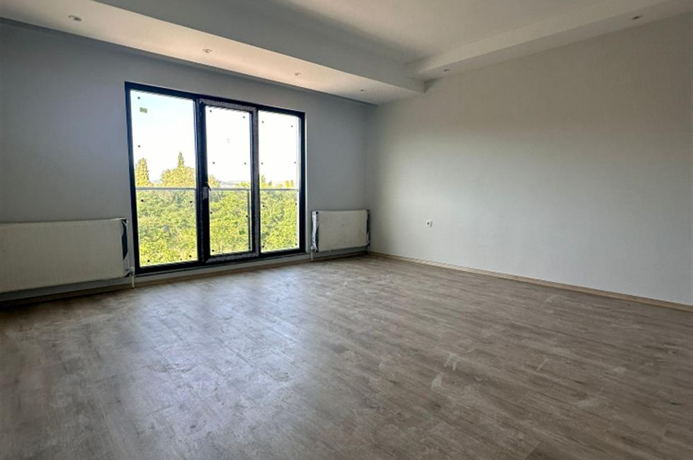 CENTURY21 Bal'dan Paşa Alanı'nda Kiralık 2+1 Sıfır Daire