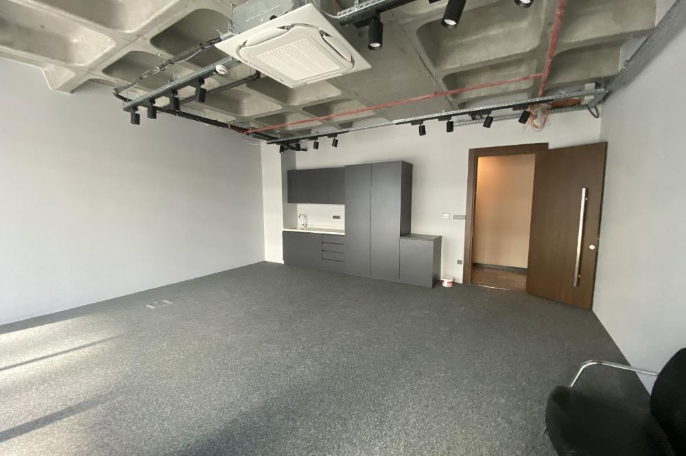 '''Porta Vadi kiralık Ofis 130m2 Şık Dekorasyonlu 