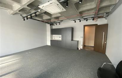 '''Porta Vadi kiralık Ofis 130m2 Şık Dekorasyonlu 