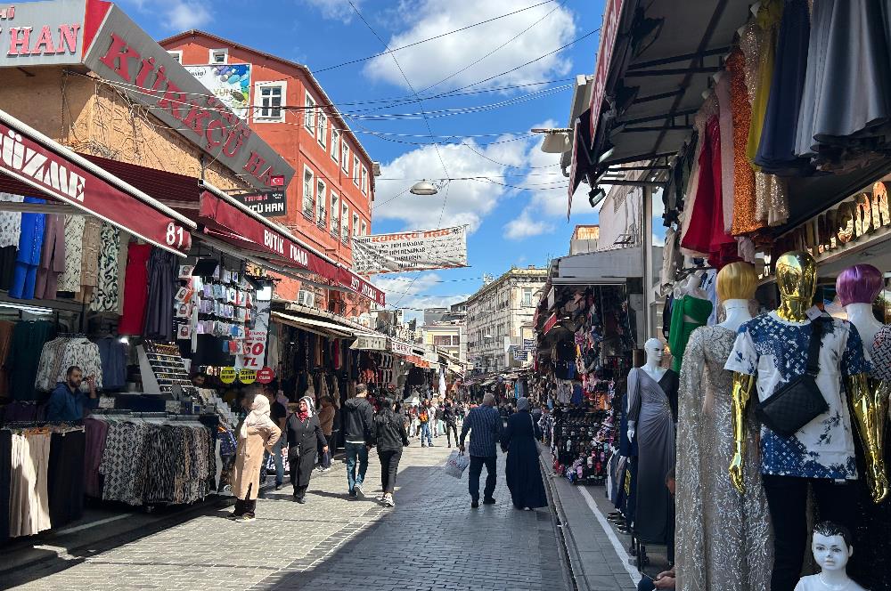 TARİH KOKAN BİR MÜLK KÜRKÇÜ HAN AVLUDA SATILIK DÜKKAN