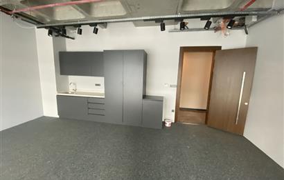 '''Porta Vadi kiralık Ofis 130m2 Şık Dekorasyonlu 