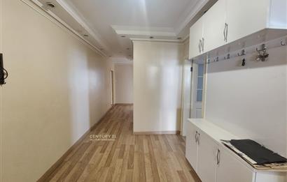 Bahçeköyde Büyük Teraslı 4+1 Kiralık Daire