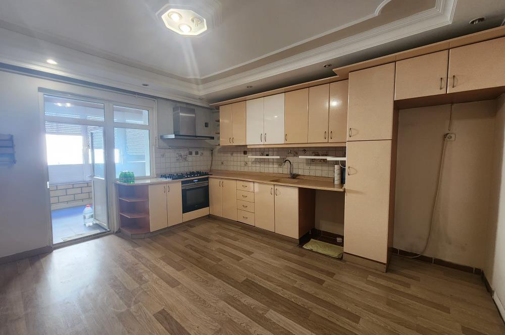 Bahçeköyde Büyük Teraslı 4+1 Kiralık Daire