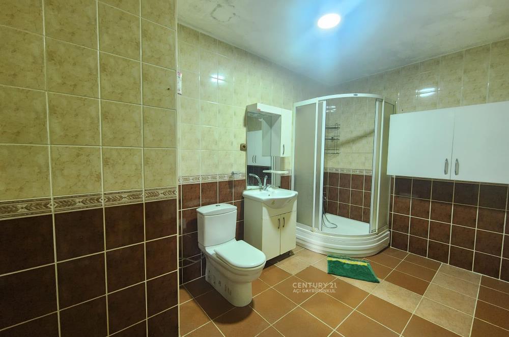 Bahçeköyde Büyük Teraslı 4+1 Kiralık Daire