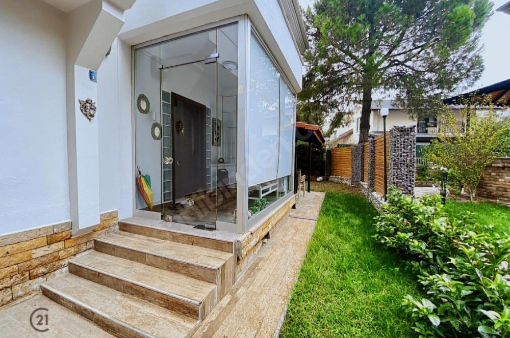 Antik Evler'de Satılık Villa