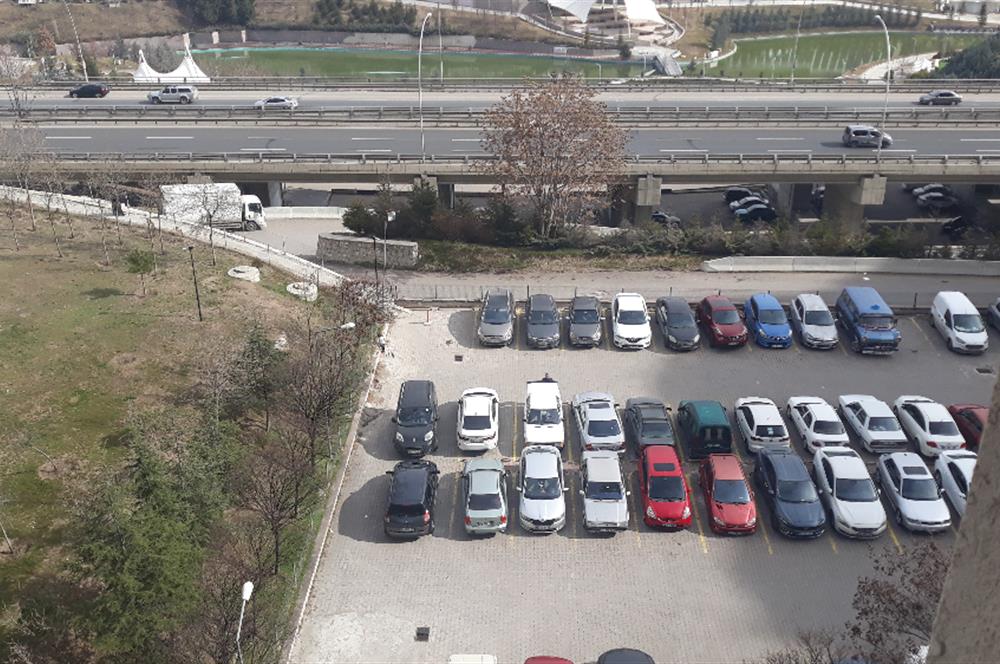 KUZEY ANKARA TOKİ BLOKLARI YEŞİLTEPE 2.ETAP MANZARALI KATTA DAİRE