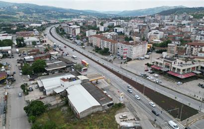 SUSURLUK MERKEZDE BURSA ANA ASFALT ÜZERİNDE HALİ HAZIRDA İŞLEYEN SATILIK SHELL İSTASYONU 