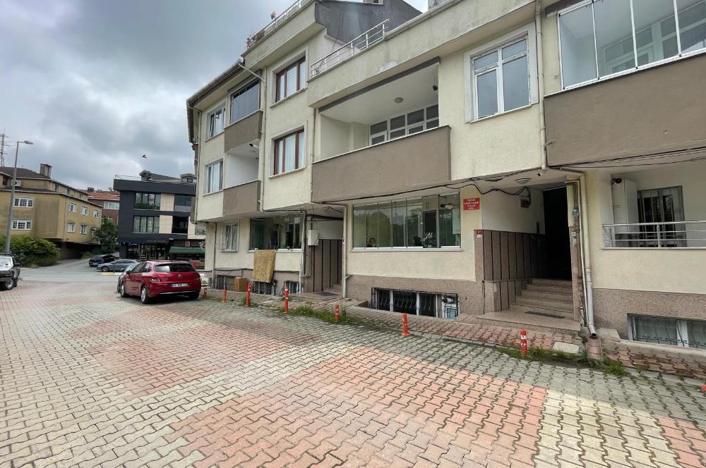 Bahçeköy Yolu üzerinde Kemerburgaz Satılık 2+1 120 m2