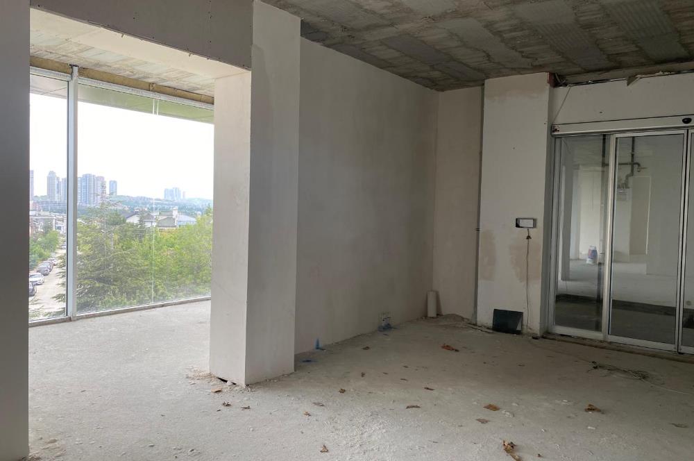 İNCEK DE KURUMSAL FİRMALARA KİRALIK 330 M2 OFİS KATI