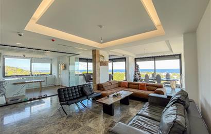 Luxury Villa with incredible Panoramic Sea Views in Zeytinlik