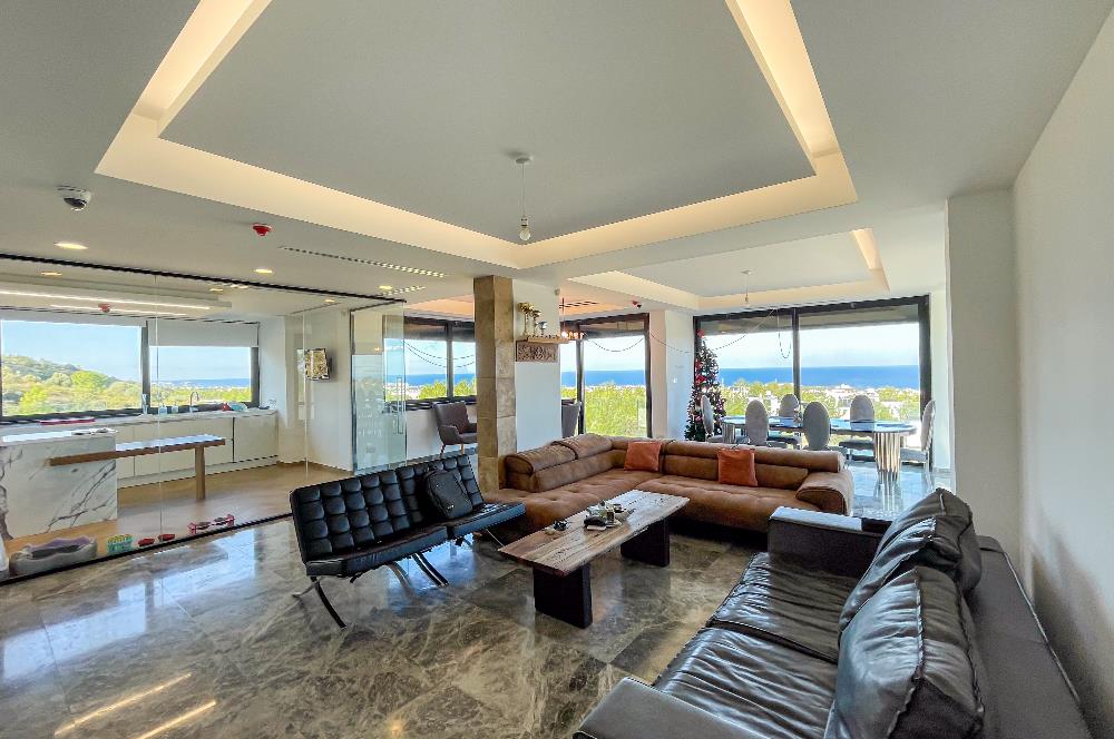 Luxury Villa with incredible Panoramic Sea Views in Zeytinlik