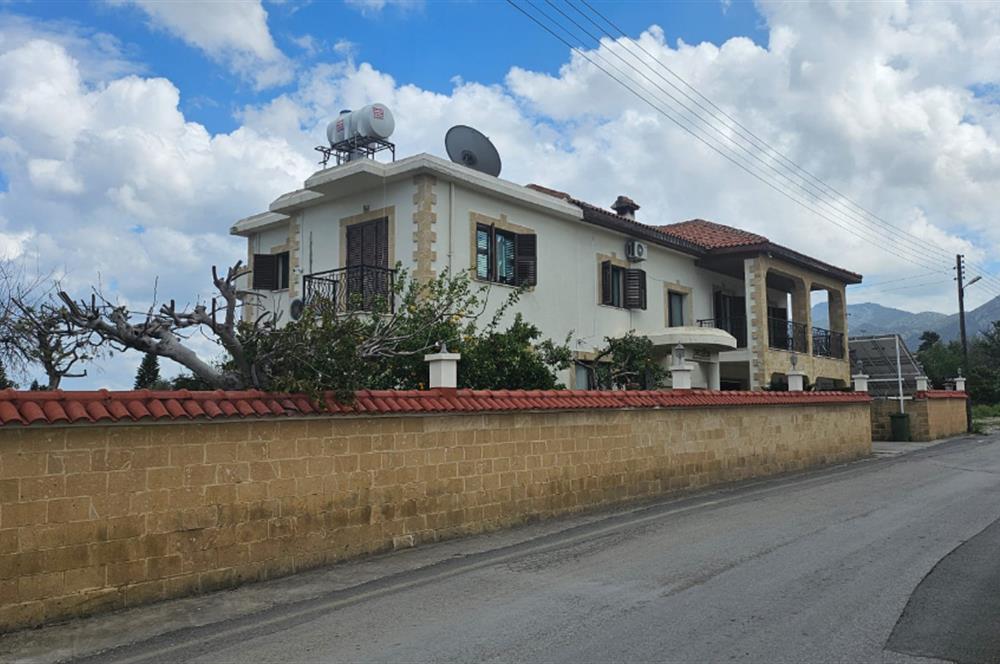 For Sale 4+1 Villa in Dogankoy