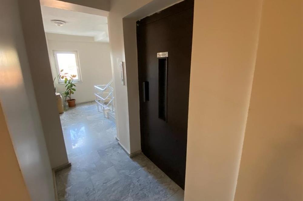 CENTURY 21 BAL'DAN, ÇARŞI-LONCA KAVŞAKTA,ASANSÖRLÜ,BAKIMLI 2+1