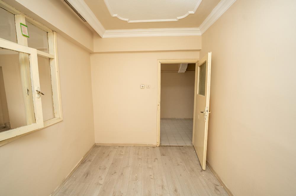 C21 Cius ; Orhangazi Caddesine Cephe 3+1 140 M2 Satılık Daire