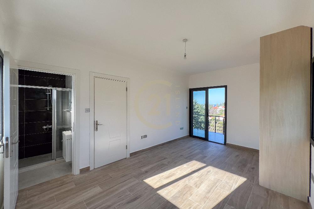 Satılık 4+1 lux villa, Alsancak, Girne. !!!!! TEK YETKİLİ !!!!!!!!