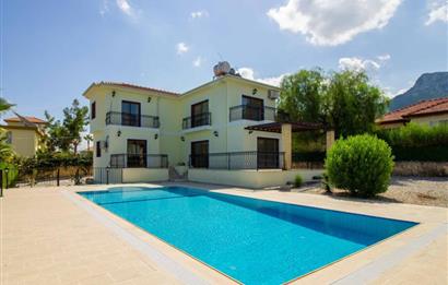 Detached 3+1 villa with private pool for sale in Catalkoy, Kyrenia / Title deed - Bellapais