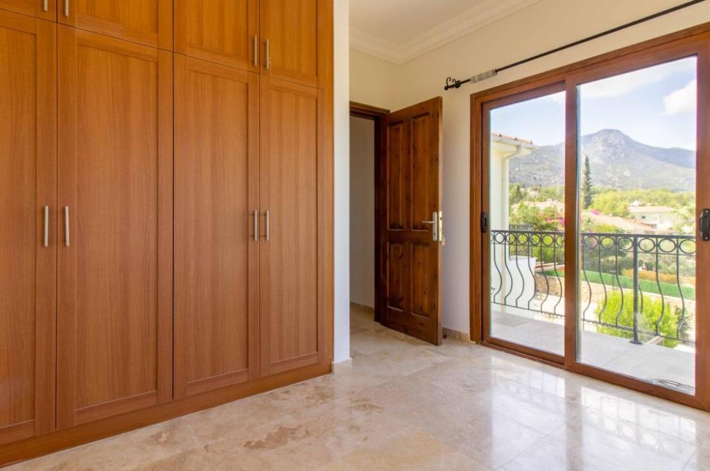 Detached 3+1 villa with private pool for sale in Catalkoy, Kyrenia / Title deed - Bellapais