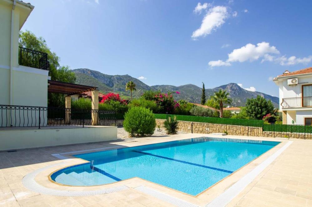 Detached 3+1 villa with private pool for sale in Catalkoy, Kyrenia / Title deed - Bellapais