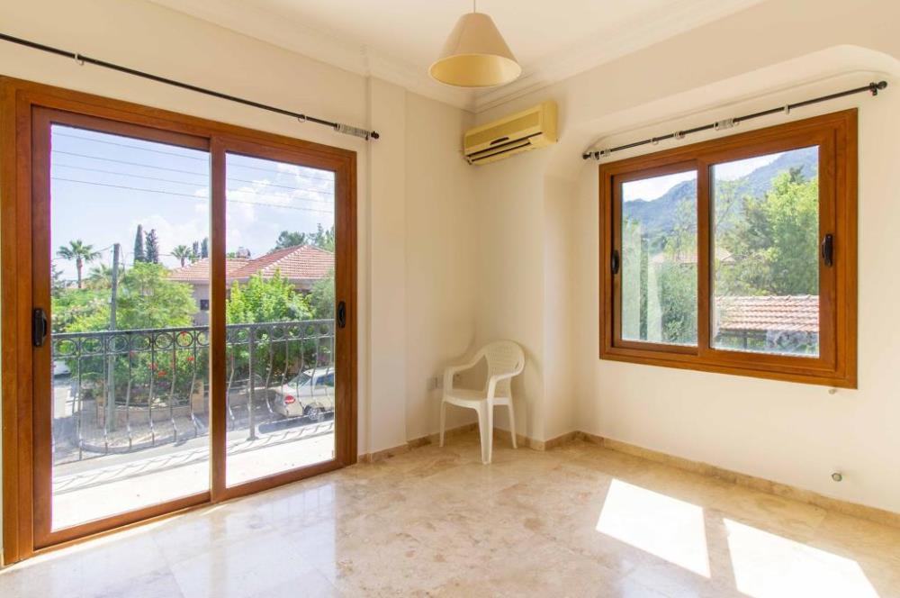 Detached 3+1 villa with private pool for sale in Catalkoy, Kyrenia / Title deed - Bellapais