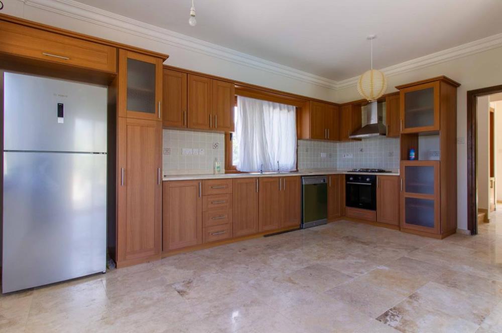 Detached 3+1 villa with private pool for sale in Catalkoy, Kyrenia / Title deed - Bellapais