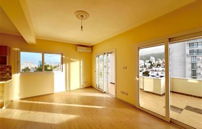 2+1 Deniz ve Dag manzaralı satılık daire/penthouse. Girne merkez