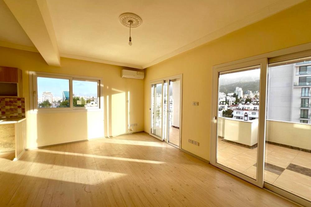 2+1 Deniz ve Dag manzaralı satılık daire/penthouse. Girne merkez