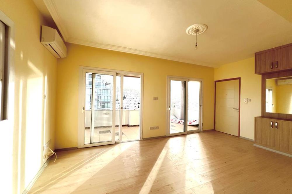 2+1 Deniz ve Dag manzaralı satılık daire/penthouse. Girne merkez