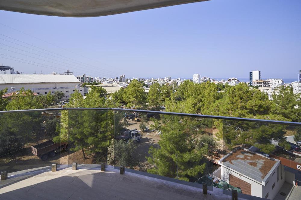 Modern contemporary 3-bedroom penthouse apartment for sale in Kyrenia, City Centre