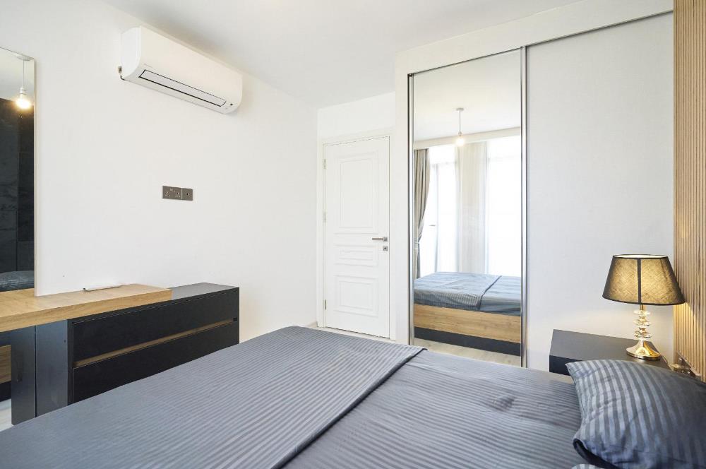 Girne merkezinde satılık modern ve lux 3+1 penthouse, özel havuzlu, özel çatı terası