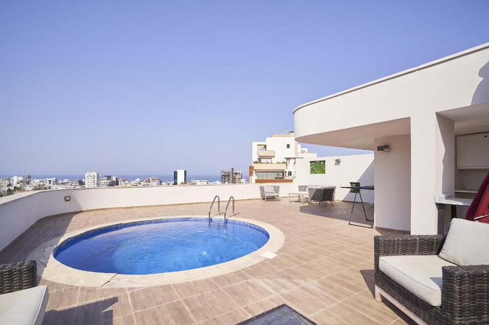 Modern contemporary 3-bedroom penthouse apartment for sale in Kyrenia, City Centre