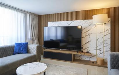 Girne merkezinde satılık modern ve lux 3+1 penthouse, özel havuzlu, özel çatı terası