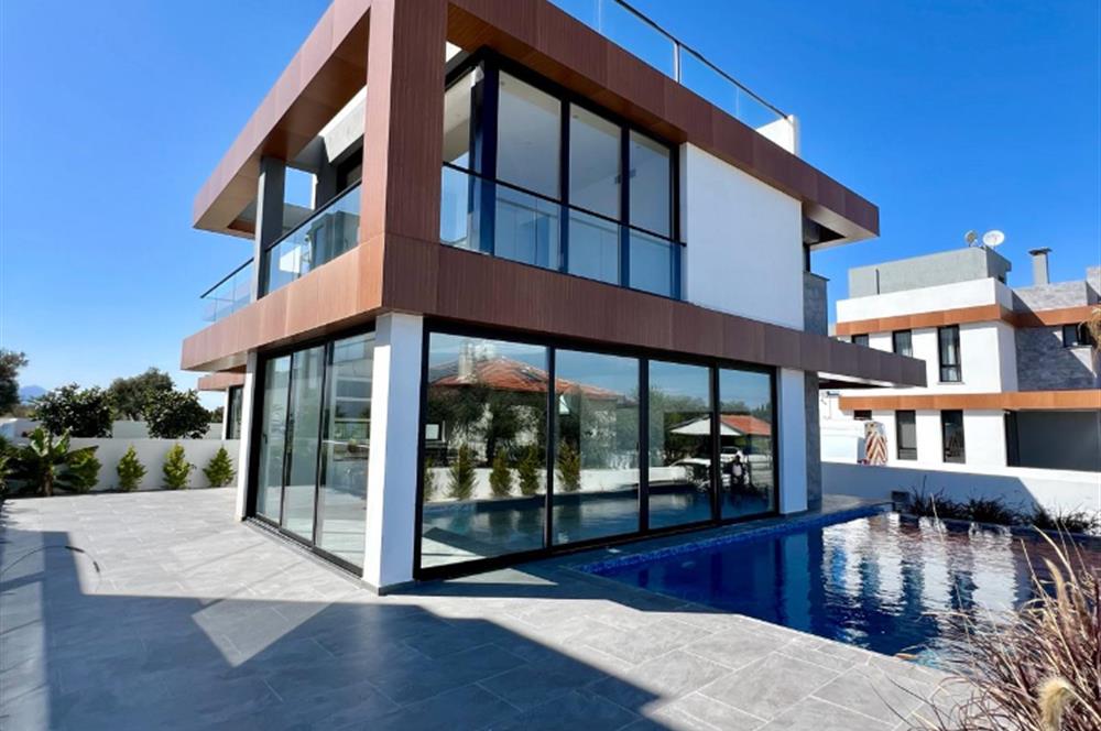 Satılık 4+1 lux ozel havuzlu villa. Catalkoy, Girne