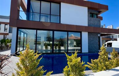 Satılık 4+1 lux ozel havuzlu villa. Catalkoy, Girne