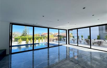 Satılık 4+1 lux ozel havuzlu villa. Catalkoy, Girne